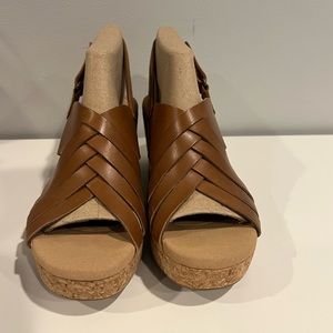 Clarks Collection Woven Leather Wedges Size 12 Tan New In The Box